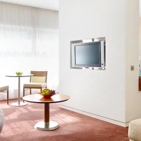 Ξενοδοχείο Clayton