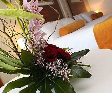 クレイトン ホテル