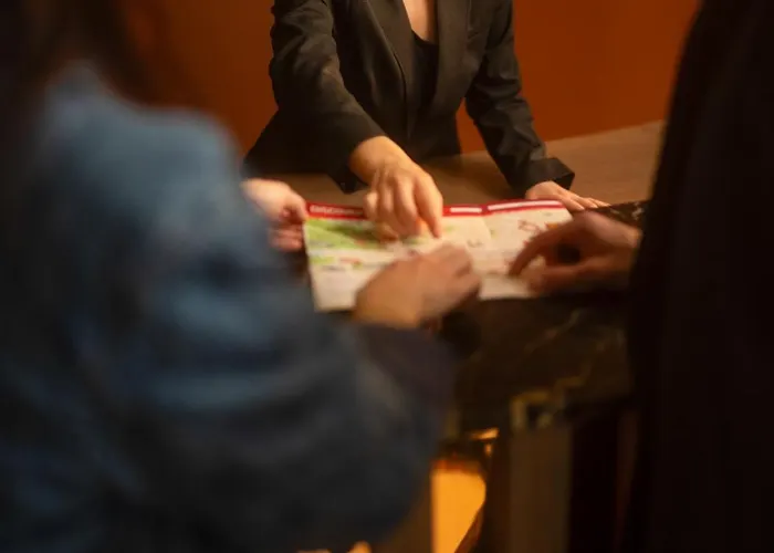 Clayton Отель 4*