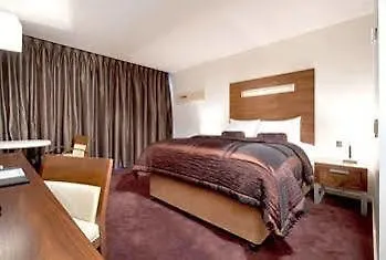 Отель Clayton 4*