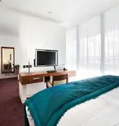 Clayton Hotel 4*